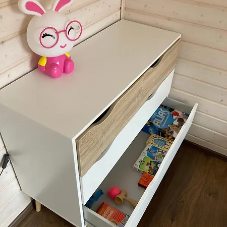 Aru Talu Kuelalistemaja *